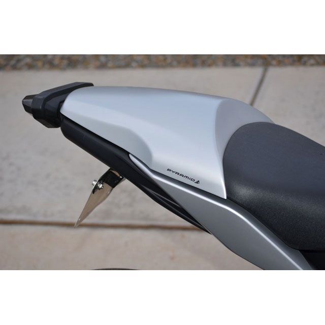 ピラミッドプラスチック Yamaha MT-09 Seat Cowl Matte Silver 2013＞2016 ｜ 12411H MT-09 pyr_12411H