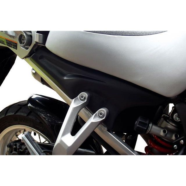 ピラミッドプラスチック Yamaha XT 1200 Z Super Tenere Infill Panels Satin Black 2010＞ ｜ 22125B XT 1200 Z Super Tenere pyr_22125B