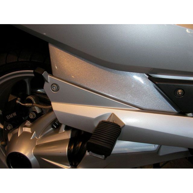 ピラミッドプラスチック BMW R1200 RT Infill Panels Metallic Silver 2005>2013 | 240020D R1200 RT pyr_240020D|モトメガネ 店