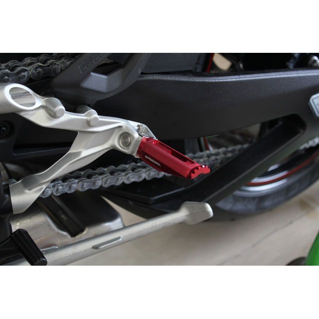 SPEEDRA アルミ削り出しステップ レーシングタイプ ライダー用（取付部カラー：シルバー） S1000RR ステップバーカラー シルバー AFPR116SR
