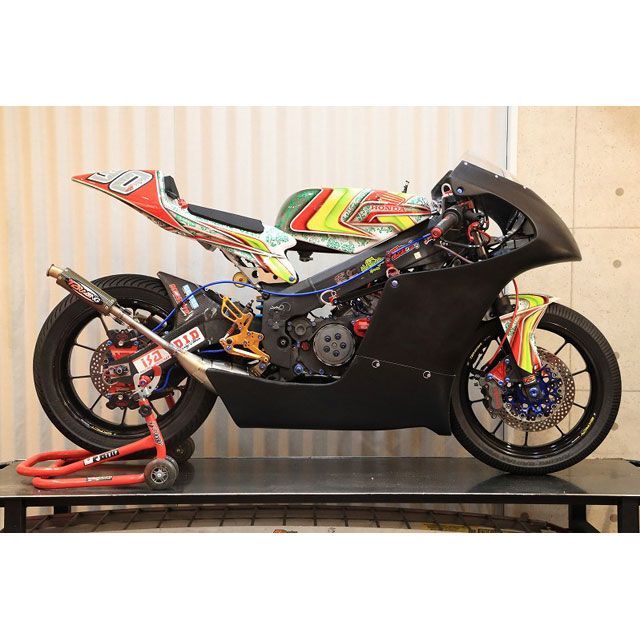 T2レーシング オリジナル フルカウル TYPE-3 レースタイプ FRP製 黒ゲル MC21・28 NSR250R スクリーン ブラック サイドスタンドカット 無 T2-COW3-R-F-BK
