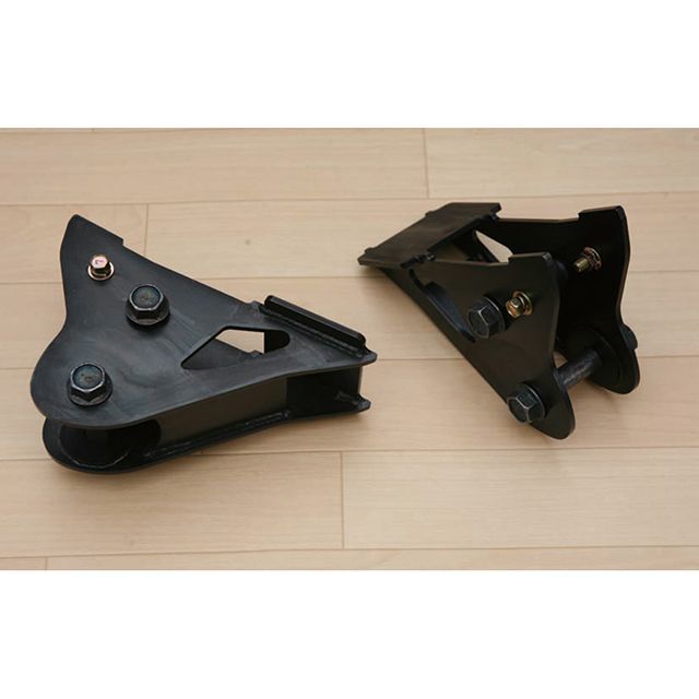【メーカー直送】モトレージ ランドクルーザー 70 プラド AT用 リーディング アーム ダウン ブラケット GS-T193｜モトメガネ 店