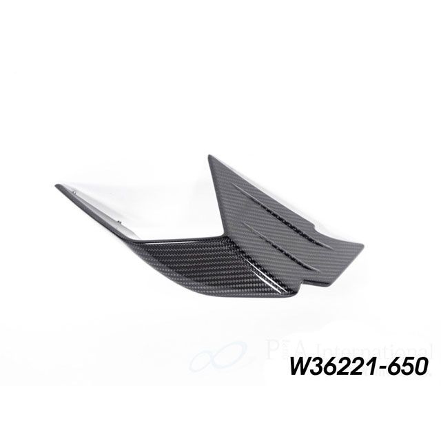 ワンダーリッヒ カーボンフェアリングサイドウイング 右側 M1000RR W36221-650