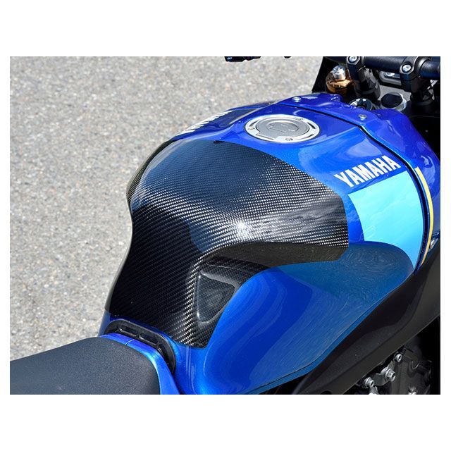 マジカルレーシング タンクエンド XSR900 材質 平織カーボン製 001-XSR922-950C｜モトメガネ 店