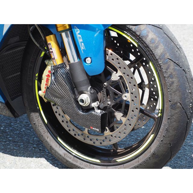 マジカルレーシング キャリパークーリングダクト GSXR1000/R 材質 綾織カーボン製 001-GSR117-980A｜モトメガネ 店