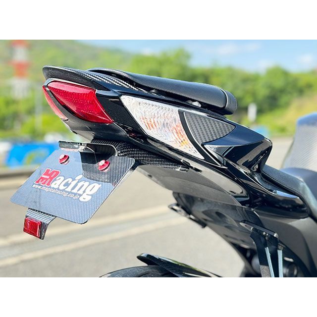 マジカルレーシング フェンダーレスキット GSXR750 材質 平織カーボン製 001-GSR711-910C｜モトメガネ 店