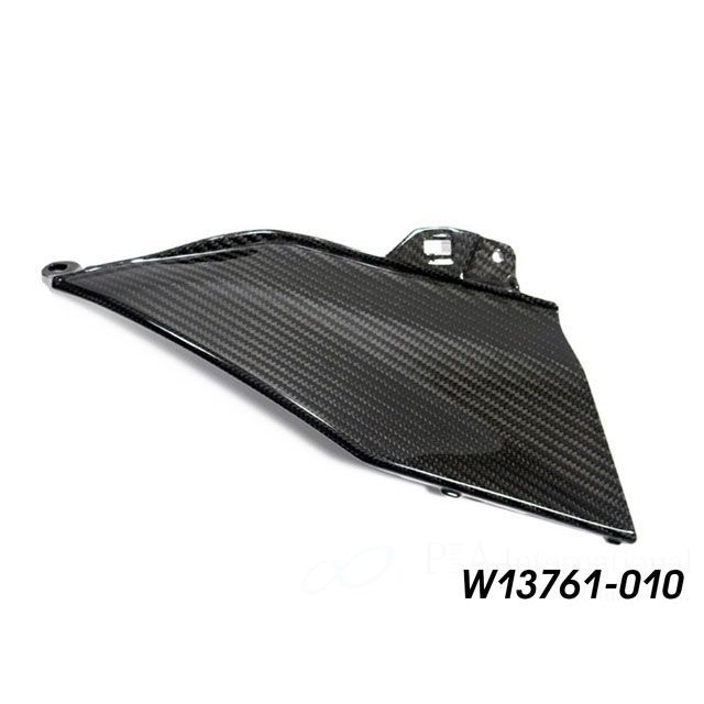 ワンダーリッヒ カーボン タンクカバー Bottom Upper 左側 R1300GS W13761-010