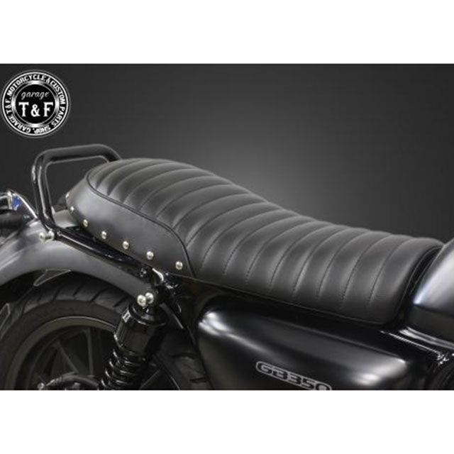 ガレージT&F GB350 スタッド付きフラットシートタックロール（ブラック） GB350 ・605205｜モトメガネ 店