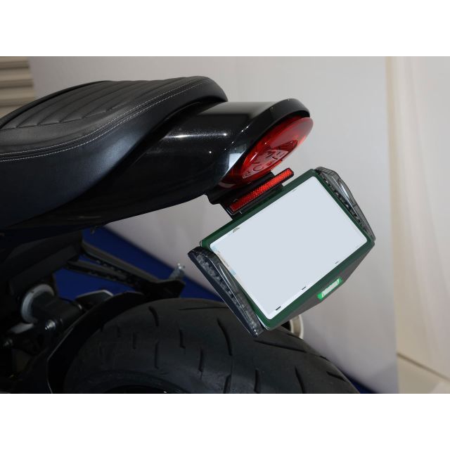 エッチングファクトリー Z900RS（18～）用LEDフェンダーレスKIT Z900RS カラー 黒エンブレム FRK-Z900RS-00-SB-bl｜モトメガネ 店