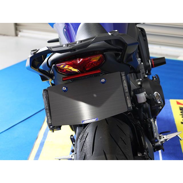 エッチングファクトリー MT-09（14～23）用LEDフェンダーレスKIT MT-09 カラー 赤エンブレム FRY-MT09-00-SB-rd｜モトメガネ 店