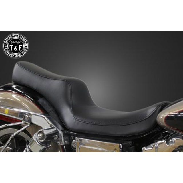 ガレージT&F ダイナ（DYNA）前期用 ダブルシート/スムース ・507019 23,240円