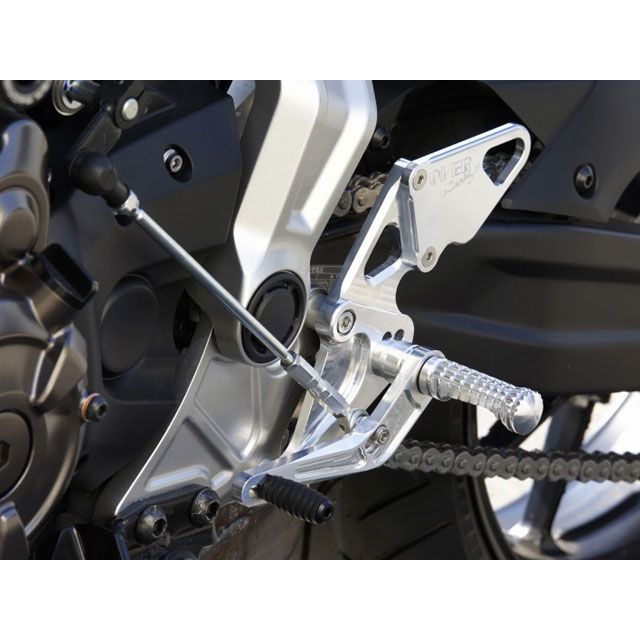 オーバーレーシング バックステップ 4ポジション MT-07 カラー シルバー ・51-50-01|モトメガネ 店