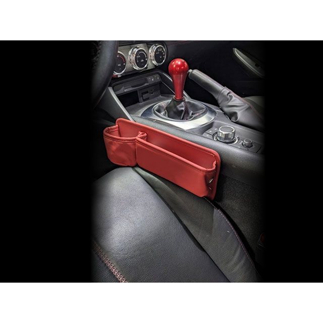ジャスパフォーマンス カップホルダー 助手席側（レッド） 8233