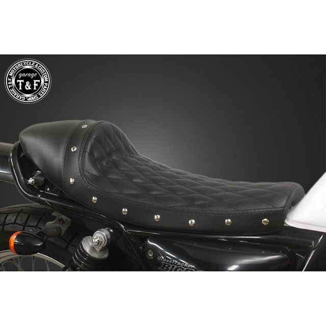 ガレージT&F グラストラッカー250 キャブモデル専用 スタッド付きカフェシート（ダイヤ） グラストラッカー グラストラッカービックボーイ ・7093031｜モトメガネ 店