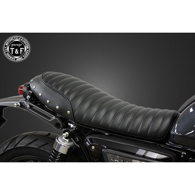 ガレージT&F GB350S スタッド付きフラットシート（タックロール） GB350S ・7092806｜モトメガネ 店