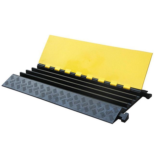 トーグ安全工業 856226 ケーブルプロテクター（収納タイプ） 856226