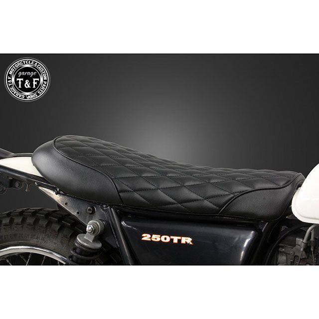 ガレージT&F 250TR フラットシート パイピングタイプ(ブラック/ダイヤ) 250TR ・8042107|モトメガネ 店
