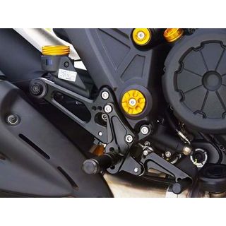 ベビーフェイス バックステップキット DIAVEL カラー ブラック 002-D018BK