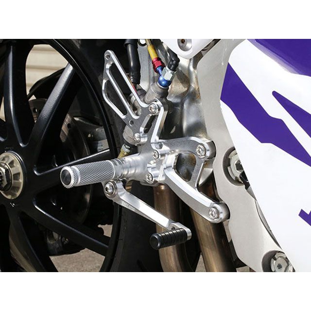 ベビーフェイス バックステップキット RVF NC35 仕様 ノーマル カラー シルバー 002-H028SV｜モトメガネ 店