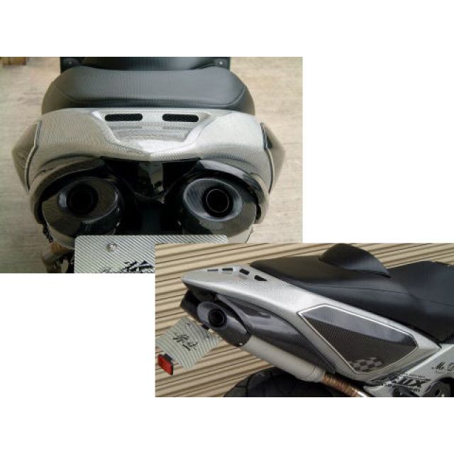 【メーカー直送】弥生 シートカウル4 T-MAX 素材 FRP/黒ゲルコート SJ04J-304BF 33,844円