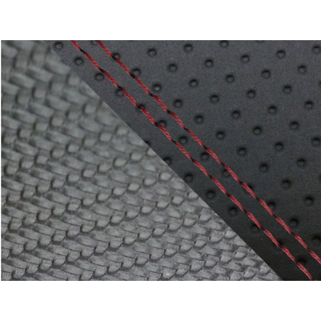 グロンドマン MT-09/FZ-09 国産シートカバー エンボス黒＆カーボン黒 MT-09/FZ-09 タイプ 張替 仕様 赤ダブルステッチ GH5562YC816SW40｜モトメガネ 店