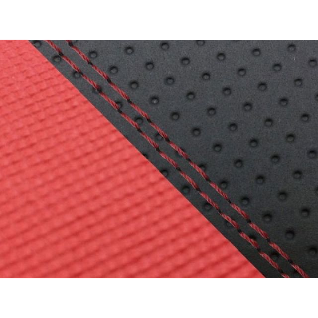 グロンドマン MT-09/FZ-09 国産シートカバー エンボス黒＆スベラーヌレッド MT-09/FZ-09 タイプ 張替 仕様 赤ダブルステッチ GH5562YC844SW40