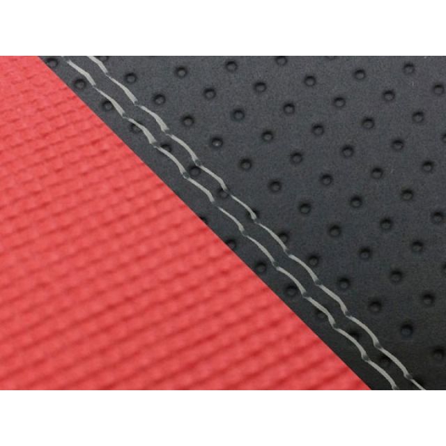 グロンドマン MT-09/FZ-09 国産シートカバー エンボス黒＆スベラーヌレッド MT-09/FZ-09 タイプ 張替 仕様 透明ダブルステッチ GH5562YC844SW0｜モトメガネ 店