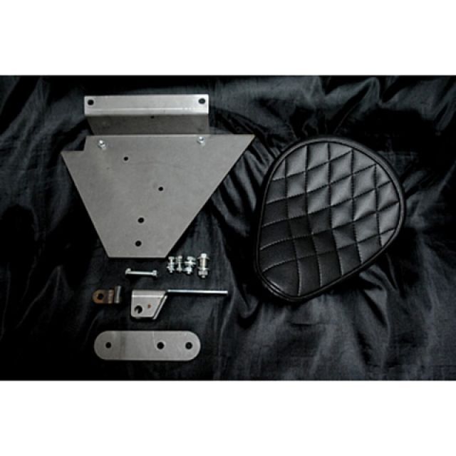 部品屋K&W DS1100専用ソロシートKIT リジットタイプ（ステッチ） DS1100 タイプ ダイヤ カラー 白 P14055
