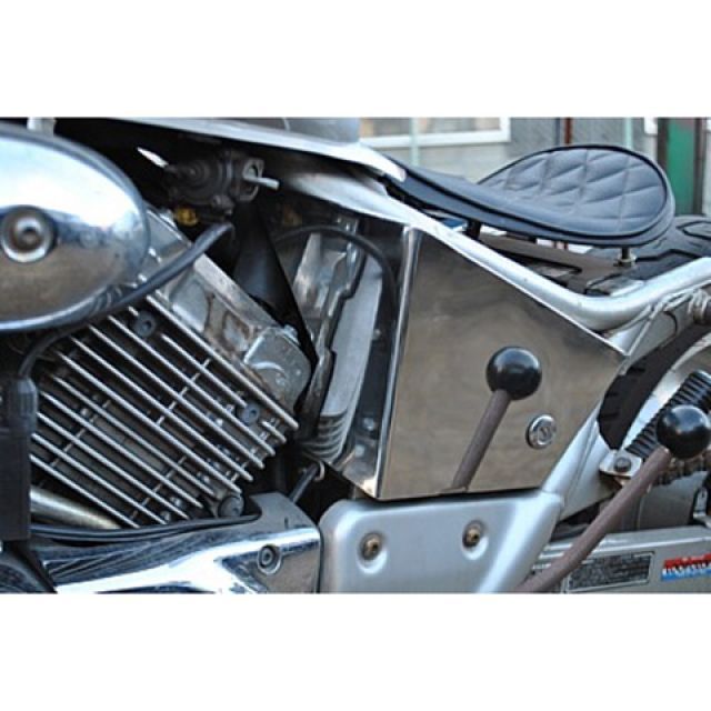 部品屋K&W Magna250用ステンレス製サイドカバー Magna250 P22007｜モトメガネ 店