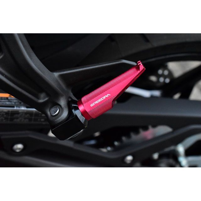 SPEEDRA アルミ削り出しタンデムステップ レーシングタイプ（取付部：シルバー/ステップバー：レッド） AFPR103RD