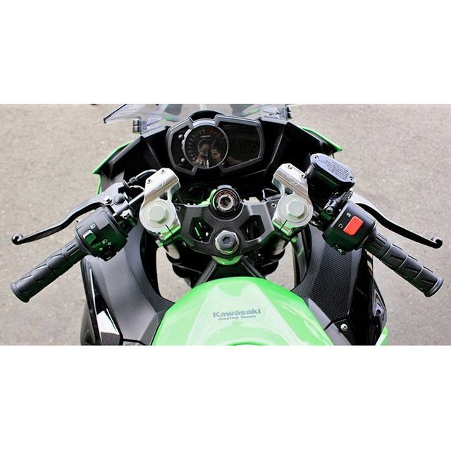 2021年春の バイク用品 パーツのゼロカスタムトップブリッジステムSET AGRAS アグラス GPZ900R Ninja ニンジャ 