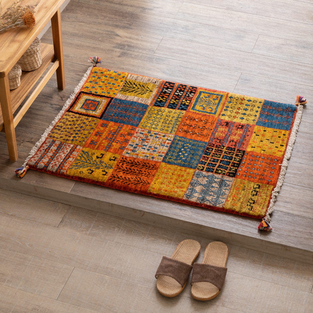 ギャッベ ペルシャ絨毯 61x87cm ギャベ 玄関マット 手織り ラグ 絨毯 楽天市場】【本場イラン産】61×87cm ギャッベ 玄関マットS（送料
