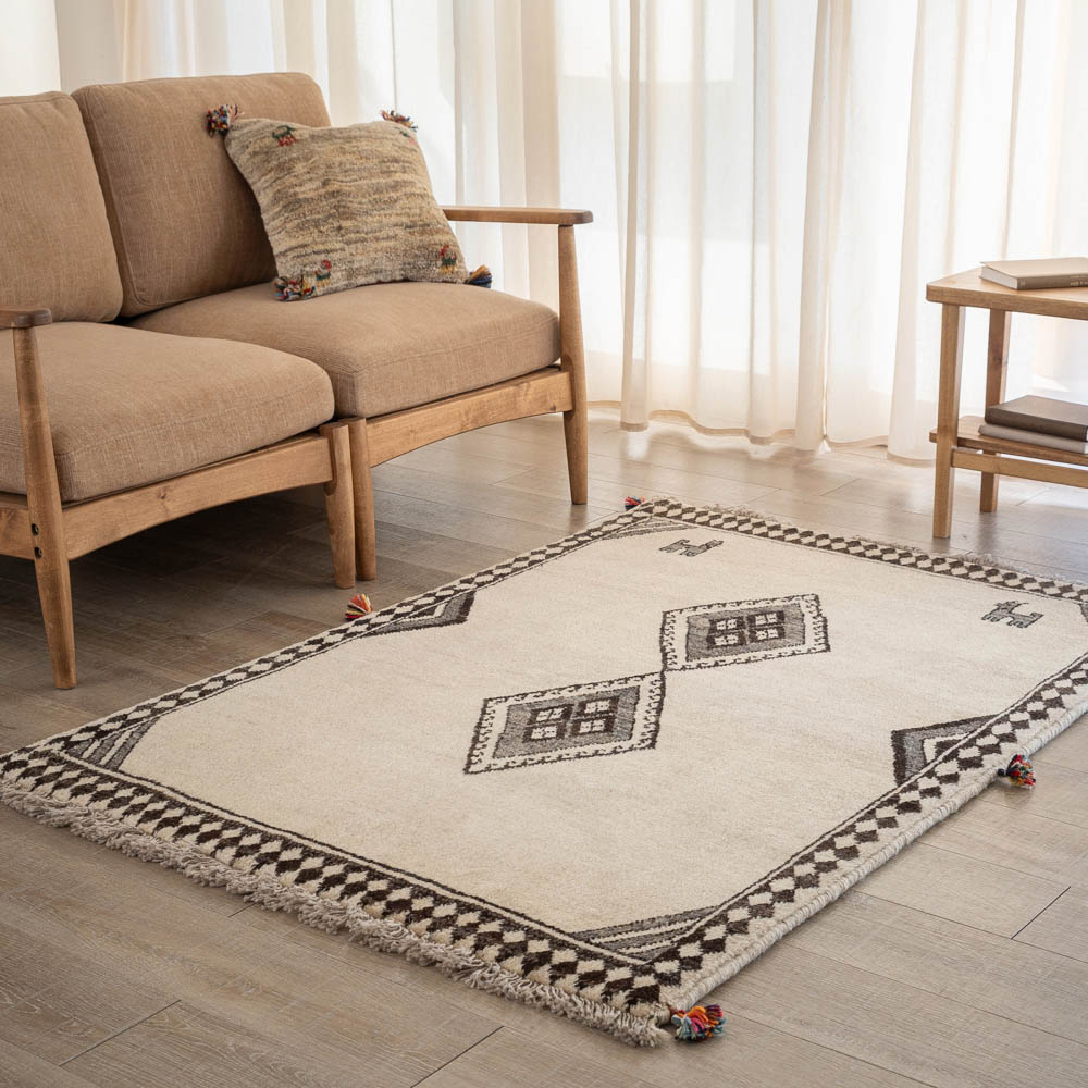 【百貨店SALE30%OFF】【発祥地ペルシャ産】101×147珊 引っ敷き（貨物輸送無料 手織り 生まれながら染め料 愛くるしい 今めかしい 引っ敷き 引っ敷き 羊毛100% ギャベ Gabbeh）