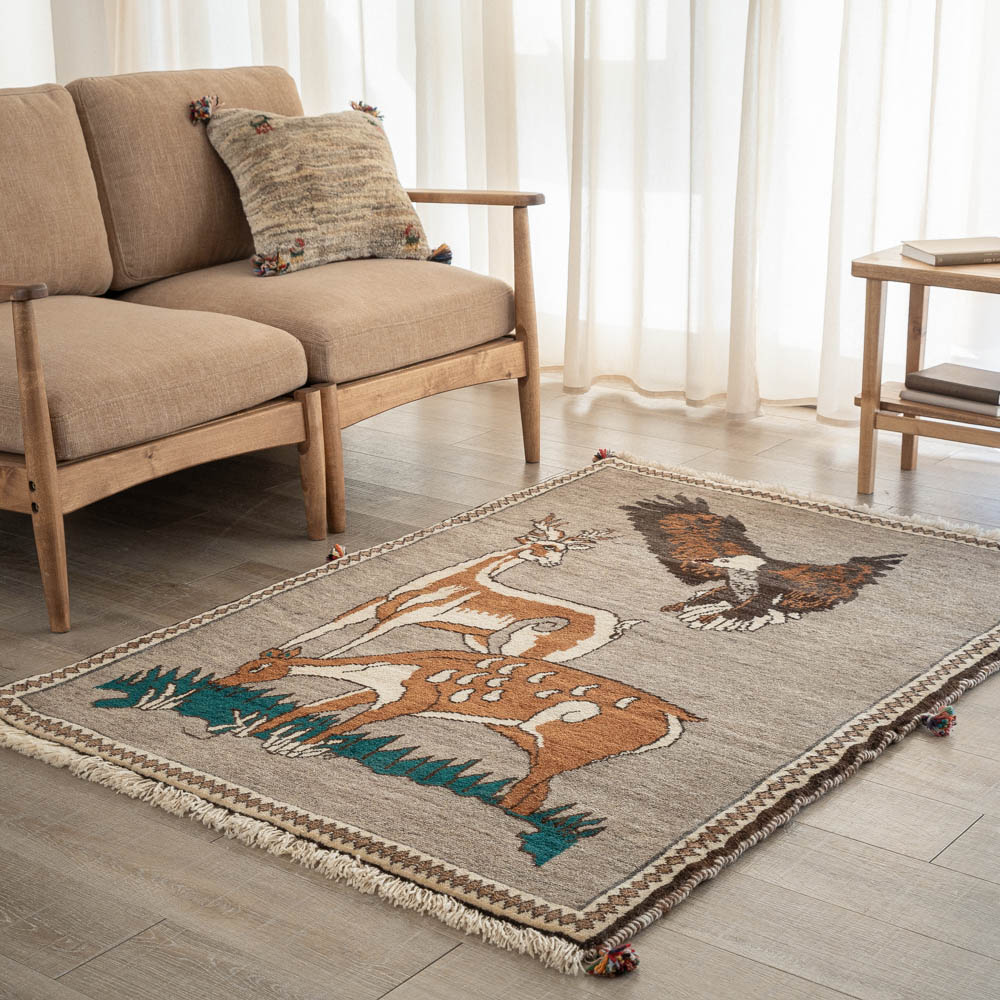 【百貨店SALE30%OFF】【発祥地ペルシャ産】104×151珊 引っ敷き（貨物輸送無料 手織り 生まれながら染め料 愛くるしい 今めかしい 引っ敷き 引っ敷き 羊毛100% ギャベ Gabbeh）