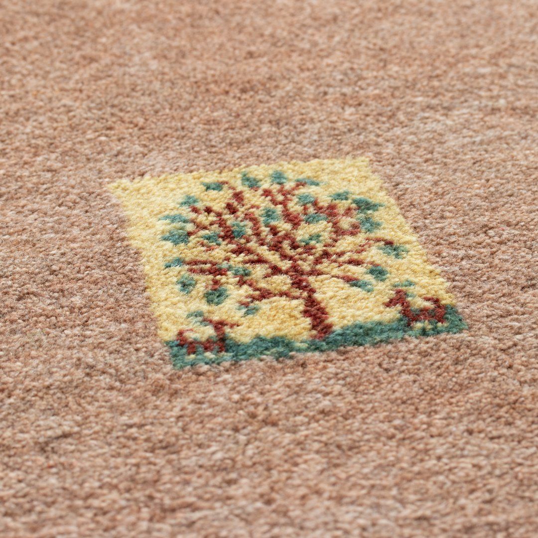 本場イラン産 絨毯 139 3cm ギャッベ ラグサイズm 送料無料 手織り 天然染料 かわいい 天然染料 ギャベ おしゃれ 絨毯 ラグ ウール100 ギャベ Gabbeh ポイント倍 8 11 9 59 まで 本場イラン産 139 3cm ギャッベ ラグサイズm 送料無料 手織り 天然染料