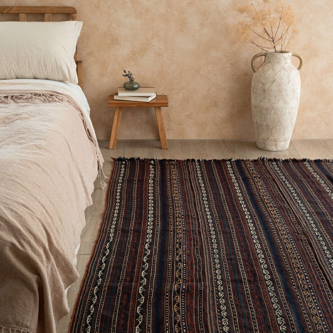 【楽天市場】【本場イラン産】153×176cm キリム ラグサイズL(送料無料 手織り 天然染料 かわいい おしゃれ 絨毯 ラグ ヴィンテージ ...