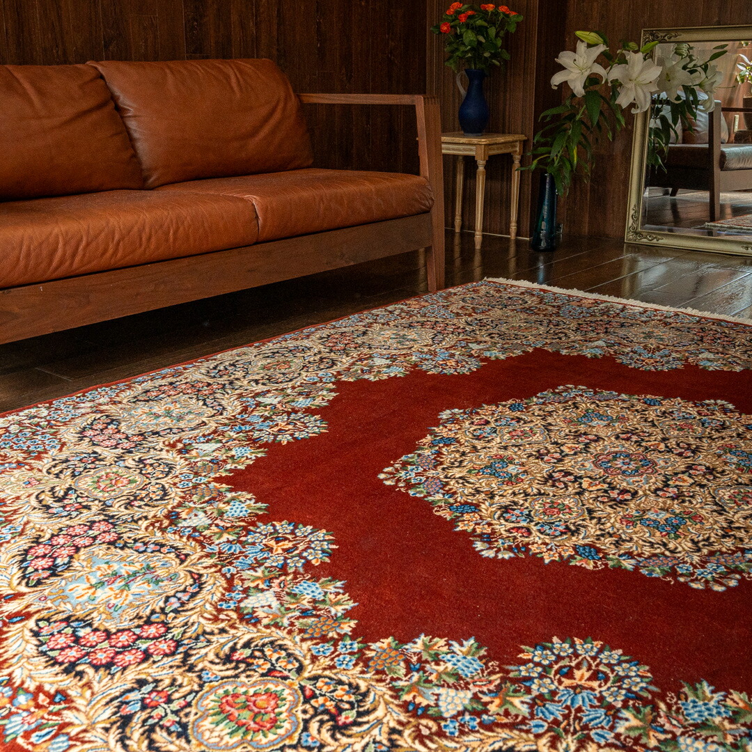 【アウトレット商品】【本場イラン産】203×204cm ペルシャ絨毯 正方形サイズS（送料無料 手織り 天然染料 かわいい おしゃれ 絨毯 ラグ ウール100% ペルシャ）◆EMAR　エマー
