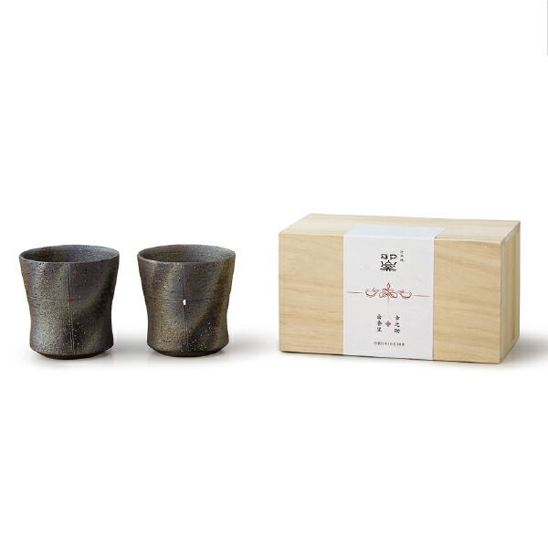 【送料無料】 卯山窯・ペルメールオリジナル ペア焼酎カップ 陶器 食器 コップ カップ キッチン雑貨 テーブルウェア キッチン用品 Wedding 結婚 ウェディングアイテム お祝い 感謝 贈り物 ギフト プレゼント 親 男性 女性 親への贈り物 おすすめ 人気 8,480円