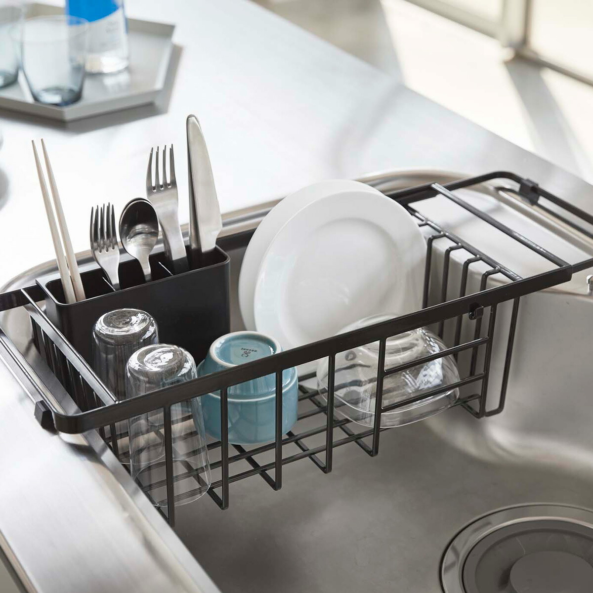 選択 山崎実業 伸縮水切りワイヤーバスケット タワー Tower 水切りラック スリム 水切りかご トレー 水切り かご カゴ キッチン 流し 食器洗い キッチン収納 省スペース 有効活用 コンパクト ワイド おしゃれ 一人暮らし ホワイト ブラック Yamazaki