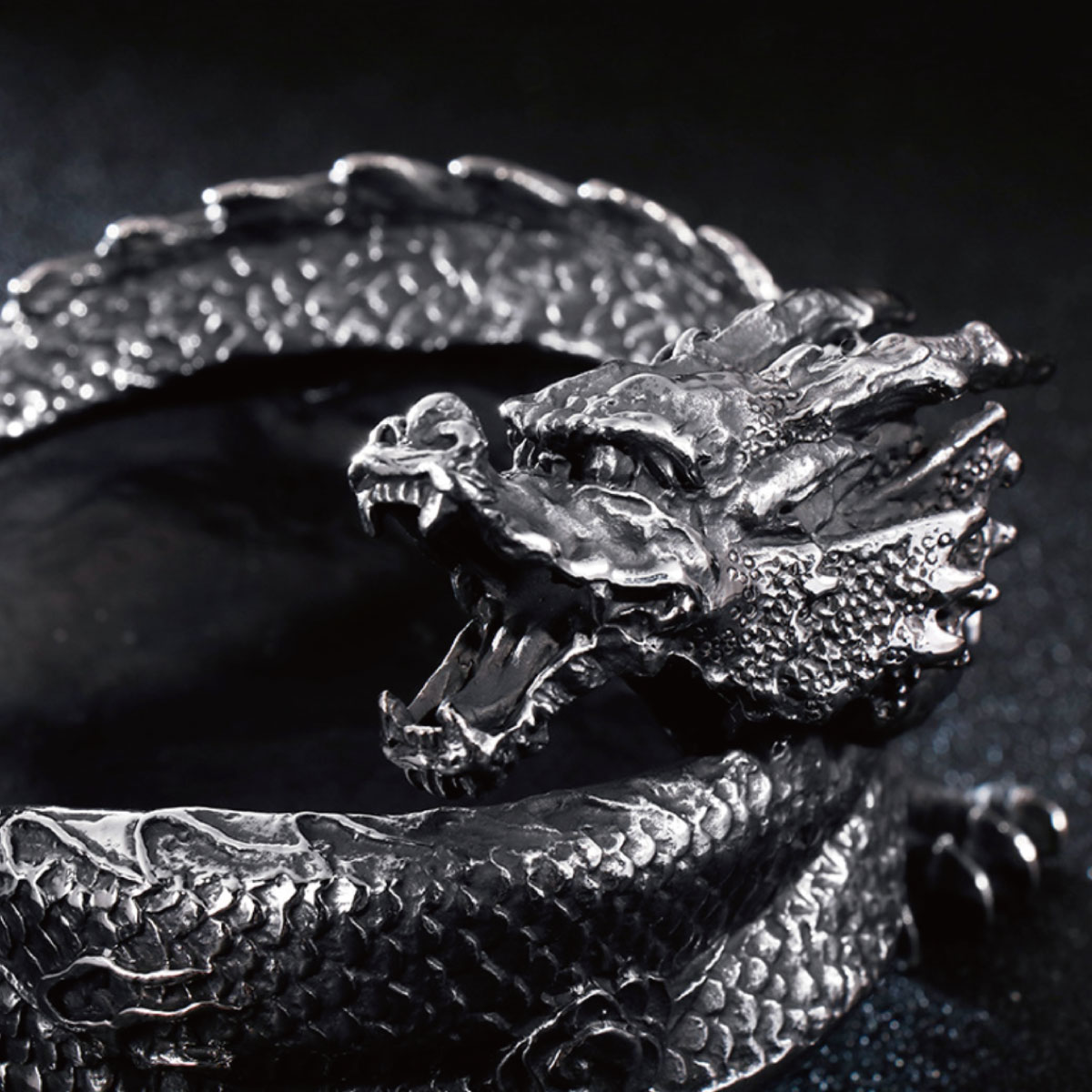 ギフ 包装 灰皿 レディース メンズ ステンレス鋼 ドラゴン 龍 小物入れ アクセサリー収納 お香 香炉 風水 厄除け 魔除け お守 オブジェ インテリア 雑貨 おしゃれ かっこいい ごつい 重厚感 恋人 彼氏 誕生日 記念日 プレゼント ギフト 送料無料 Bagochile Cl