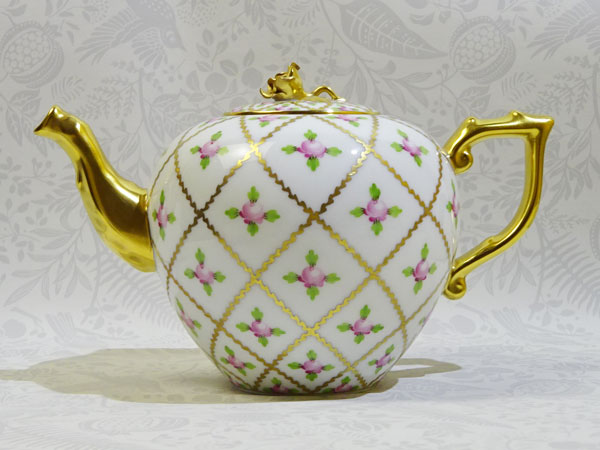 10%OFF! ヘレンド セーブル風金彩小薔薇 ピンク ティーポット 蓋つまみローズ 送料込み｜輸入雑貨ピナコテカ