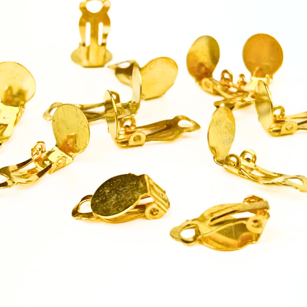 楽天市場】イヤリングパーツ 蝶バネ式 5ペアー10個 ゴールド □ 金具