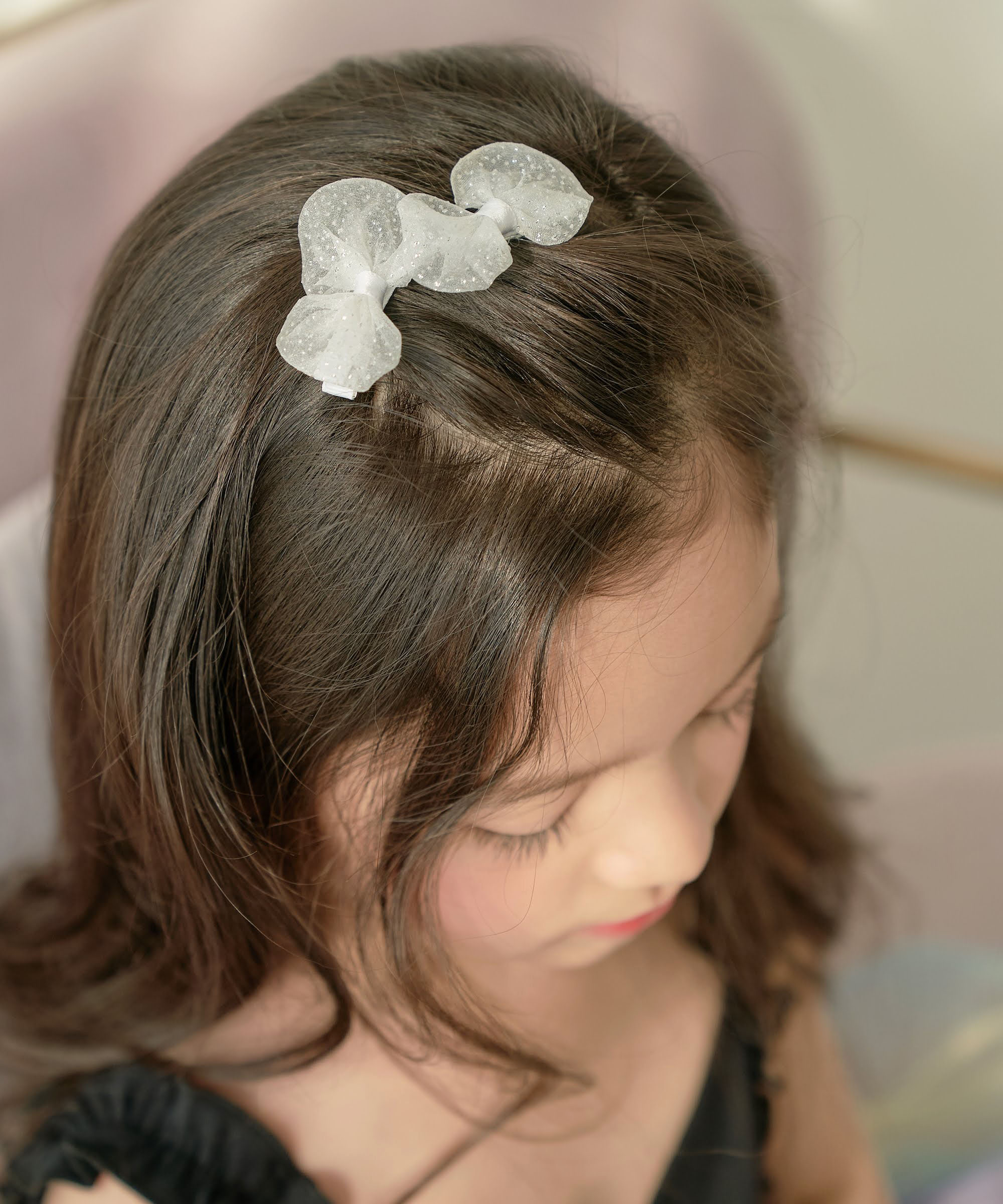 最大99％オフ！ ヘアバンド カチューシャ キッズ 子供用 交差デザイン 太め 太い 広い シンプル 無地 柄なし ゴム入り かわいい 可愛い  おしゃれ 前髪上げ 簡単