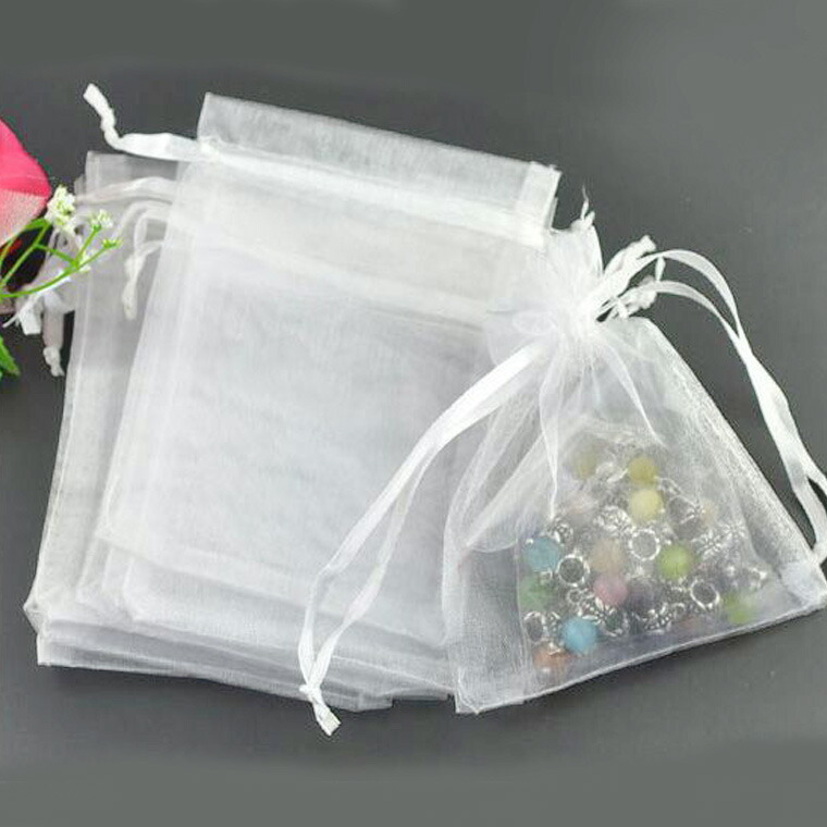 楽天市場 8 7cm 5枚入 オーガンジー巾着袋 ホワイト ラッピング用品 半透明 プレゼント 店舗備品 保管用 白色 ゆうパケット対応 手芸材料のお店 アンシャンテ工房