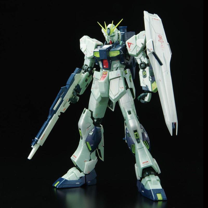 バンダイ(BANDAI) MG 1/100 GUNDAM SIDE-F RX-93 νガンダム Ver.Ka (サイコフレーム発動イメージカラー) 機動戦士ガンダム 逆襲のシャア 13,057円