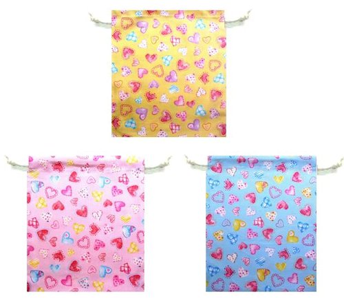 楽天市場 給食袋 手作り ハートに胸キュン 給食袋 巾着袋 きんちゃく袋 お弁当袋 中 巾着バッグ キッズ 雑貨 ポーチ コップ袋 子供通園 通学 かわいい おしゃれ 男の子 女の子 メール便 ゆうパケット ｏｋ 手芸のピロル