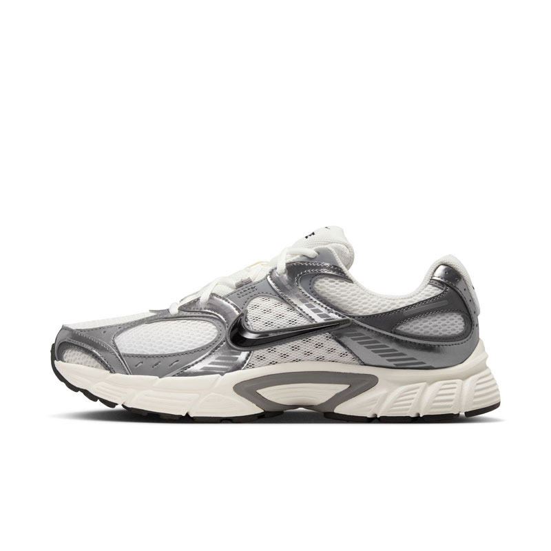 NIKE(ナイキ) ナイキ V5 RNR スポーツスタイル シューズ スポーツカジュアルシューズ HJ5228009
