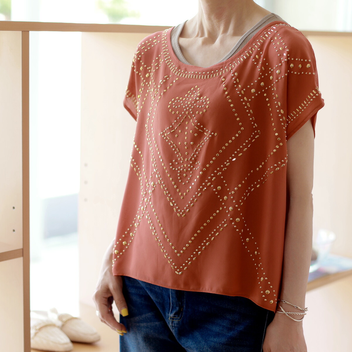 Dignite collier(ディニテ・コリエ)　シフォン＆グリッターチップ　リラックスブラウス