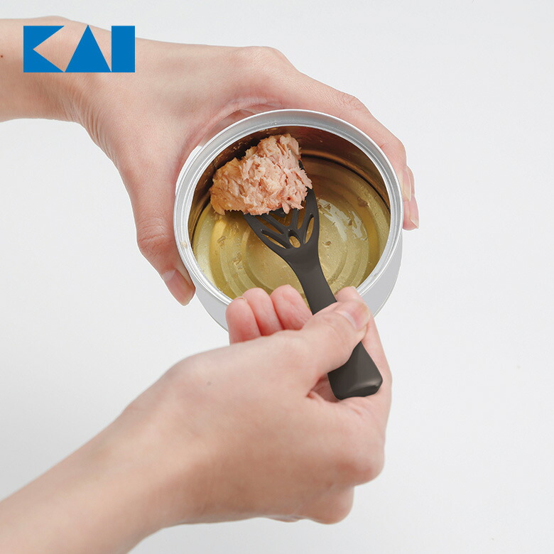 楽天市場】貝印 缶底までかき出せる穴あきスプーン | グレー