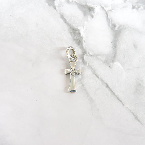 バーデンオブプルーフ BURDEN OF PROOF シルバーアクセ 2xsクロスシルバーペンダント ストーン